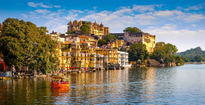 4 Days Udaipur Mount Abu Tour Package