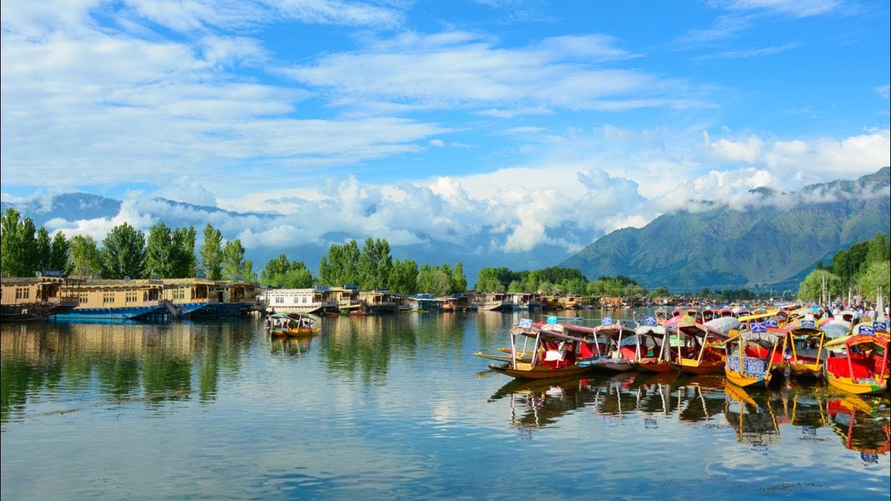 Kashmir Winter Backpacking Tour – 6 Days / 5 Nights image 1